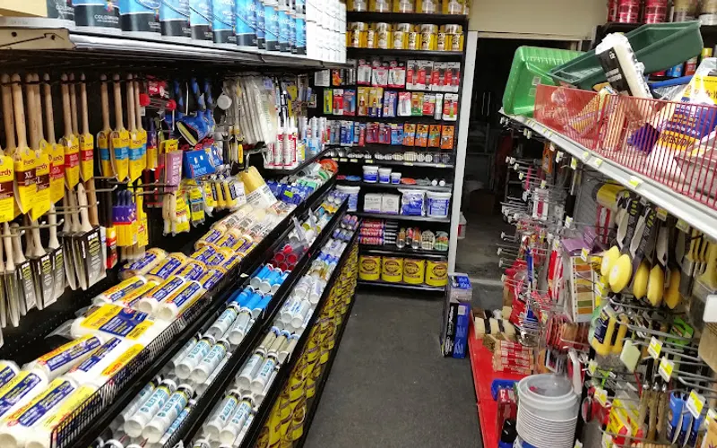 Bruce's Hardware — Hardware store