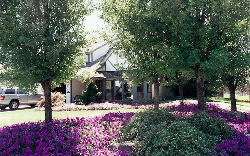 The Home & Garden Store — Landscaper
