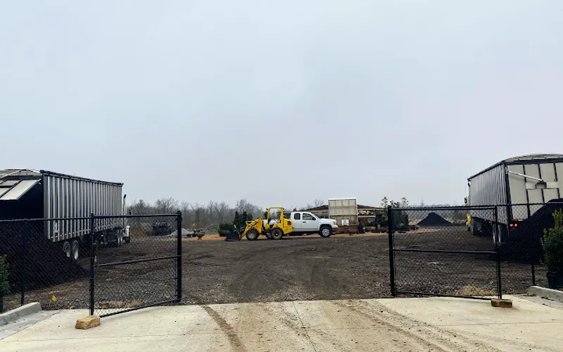Organics Landscape Supply — Landscaping supply store
