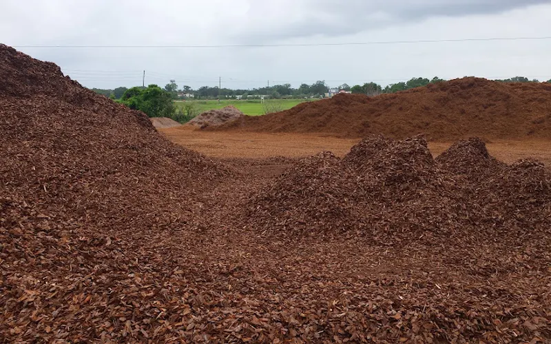 Mulch For You — Mulch supplier