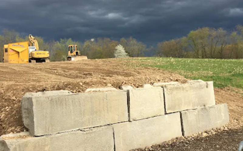 Curt’s Dirt — Topsoil supplier
