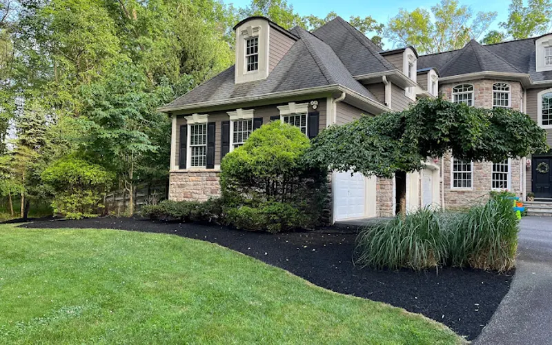 Ragozine's Landscaping, LLC — Landscaper