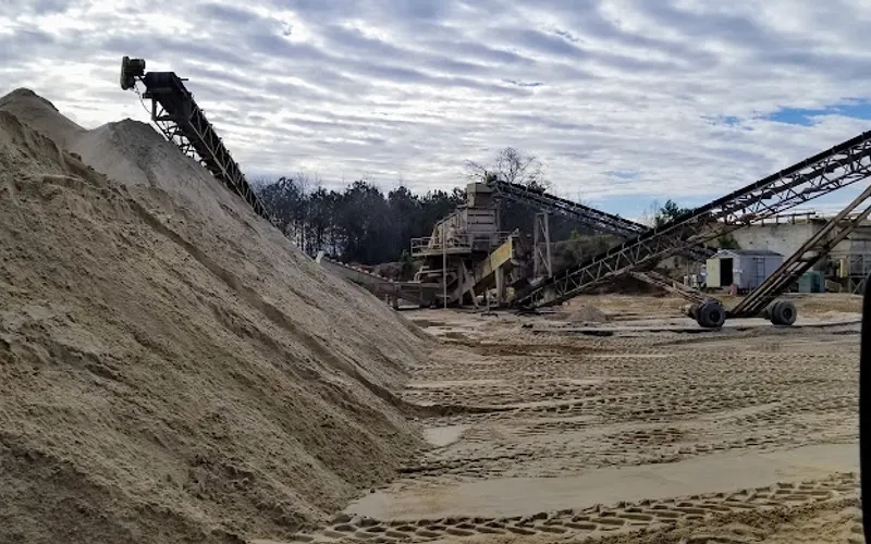 American Materials Co LLC — Topsoil supplier