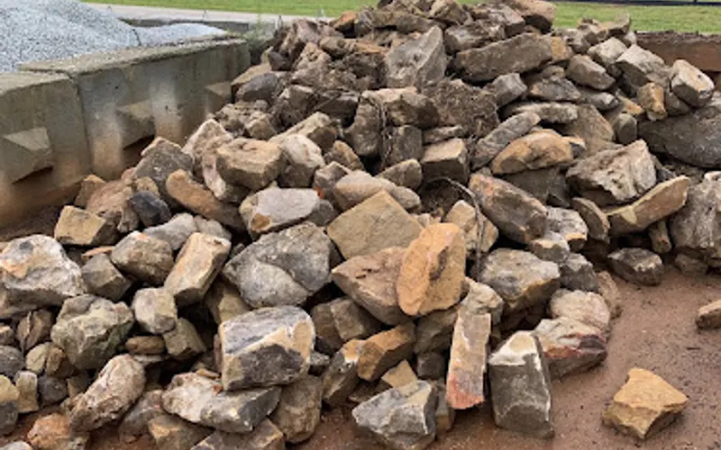 Martin's Mulch and More — Sand & gravel supplier
