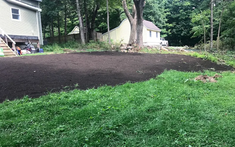 Reiss Landscaping LLC — Landscaper