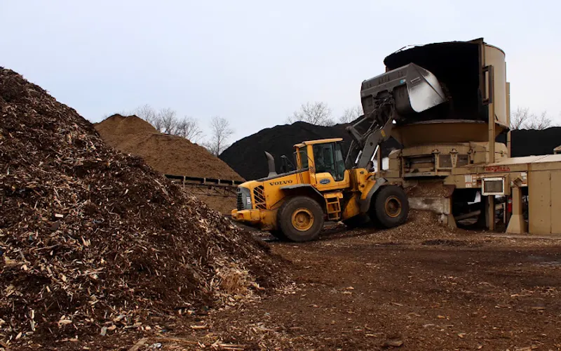 Britton Industries — Mulch supplier