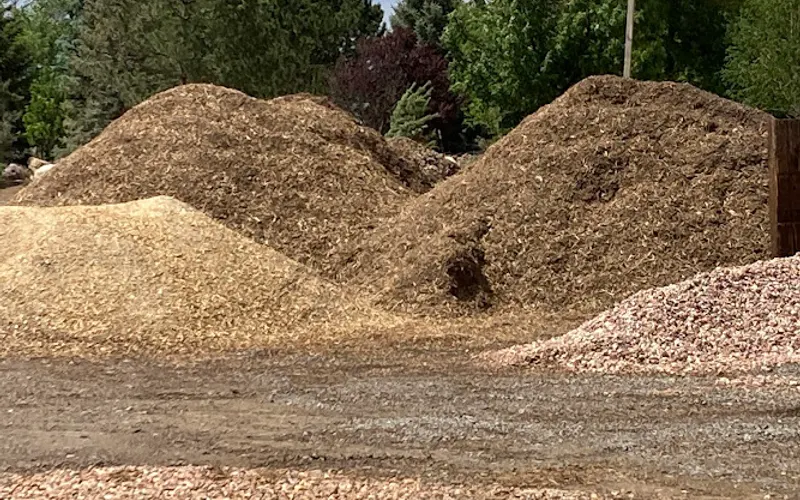Beaver Lakes Nursery & Landscape Supply — Topsoil supplier