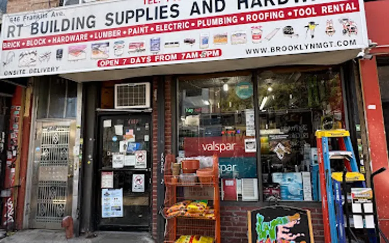R T Building Supplies and Hardware — Hardware store