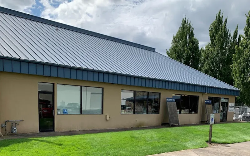 Horizon Distributors — Landscaping supply store