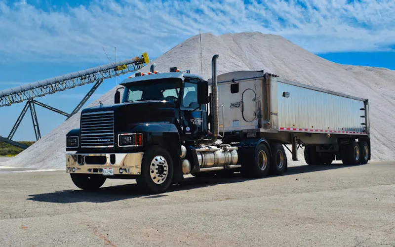 Henderson Trucking — Trucking company