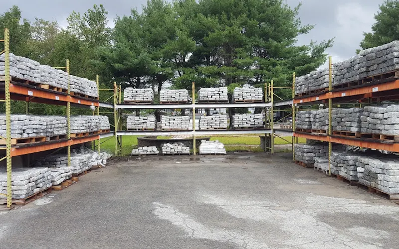 Arnold Lumber's Backyard — Landscaping supply store
