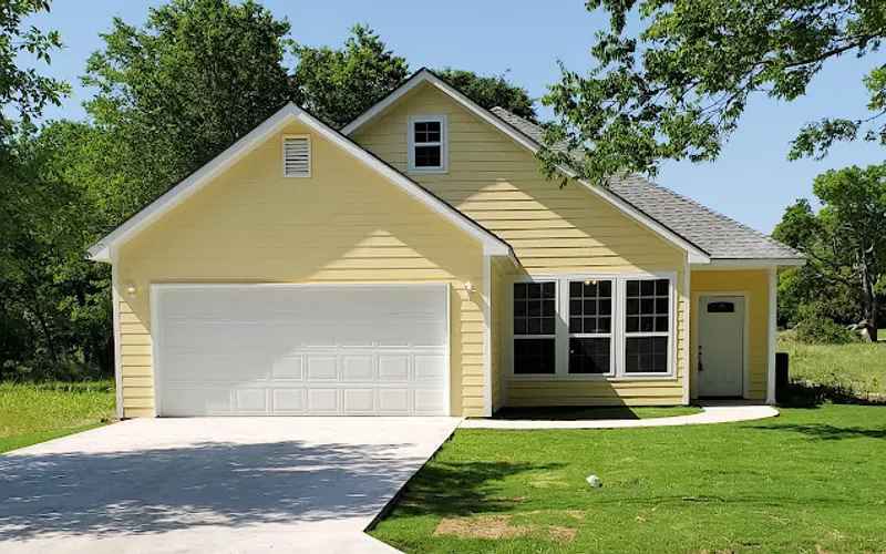 Loyd Brigance Grass Sales Inc — Landscaper
