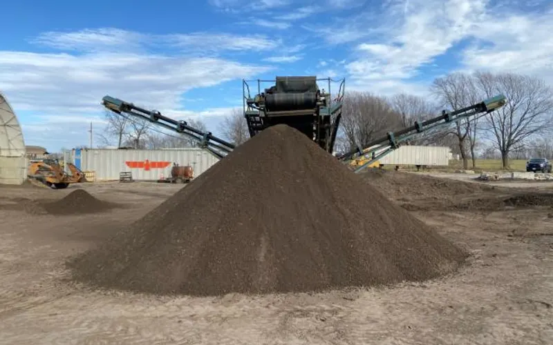 Dirt World — Topsoil supplier