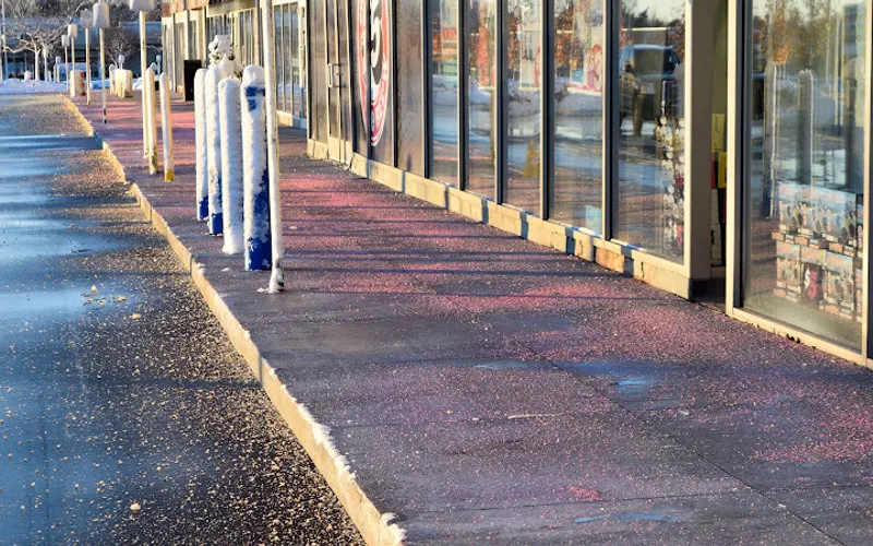 Hot Pink Deicer — Landscaping supply store