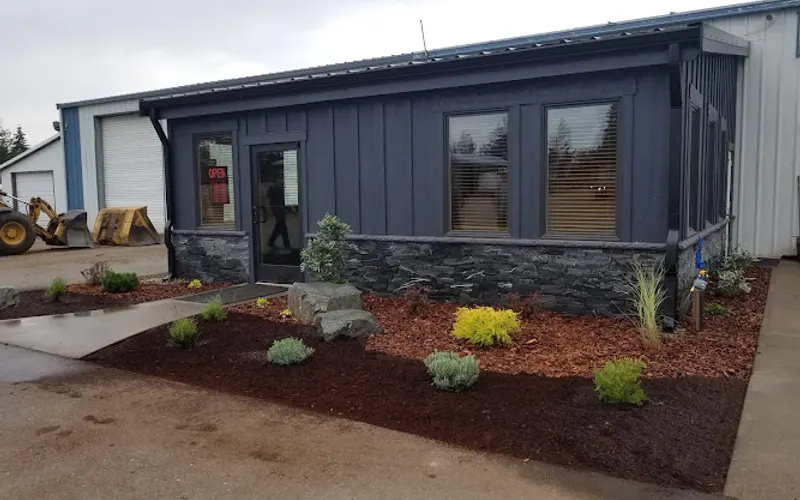 Brady Trucking Co Inc — Landscaping supply store