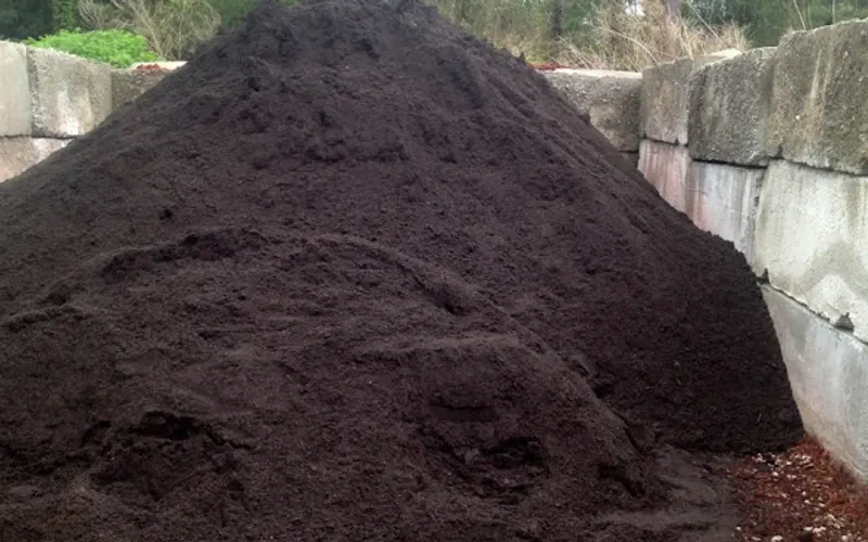 Sabiston Building Supply — Topsoil supplier