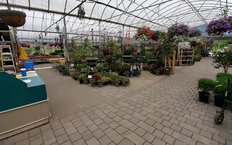 Graff Gardens & Farm — Garden center