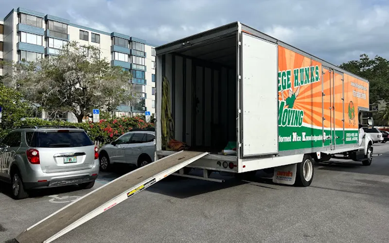 College Hunks Hauling Junk and Moving St. Petersburg — Mover