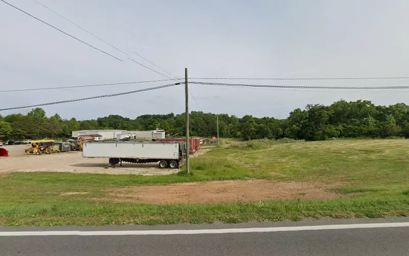 Foothills Farm Supply. — Landscaping supply store