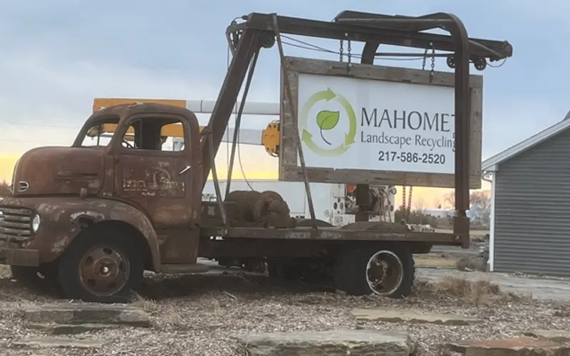 Mahomet Landscape Recycling — Landscaping supply store