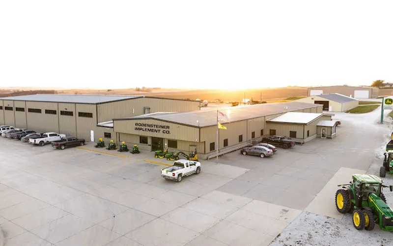 Bodensteiner Implement Co - Decorah — Farm equipment repair service