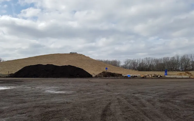 Green Bay Yard Waste Collection (East Site) — Public works department
