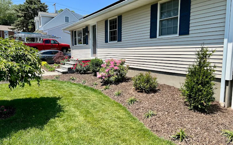 Ganim's Garden Center and Florist, LLC — Garden center