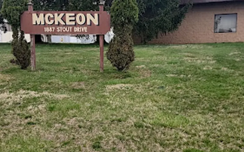 McKeon-Trucking — Sand & gravel supplier