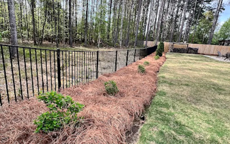 River Region Straw "On 280" — Landscaping supply store