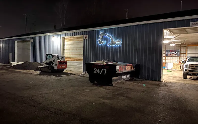 24/7 equipment rental — Equipment rental agency