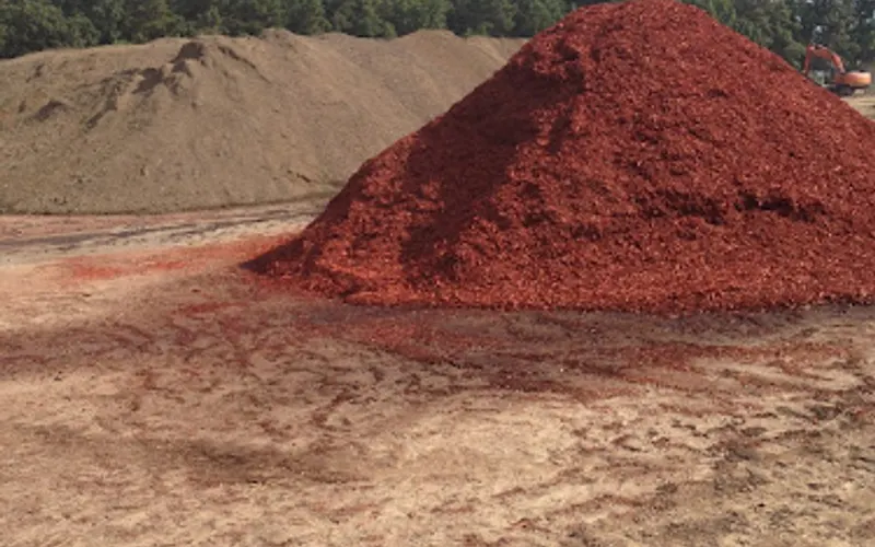 RT 5 Yardworks — Topsoil supplier