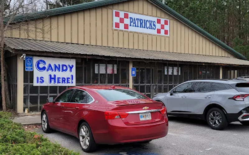 Patrick's — Garden center