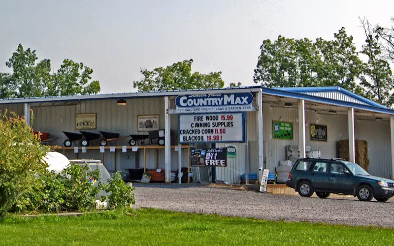 Seneca Falls CountryMax — Pet supply store