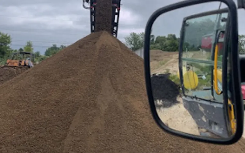 Young's Topsoil — Topsoil supplier