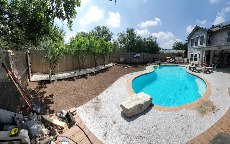 Garden-Ville Evans — Landscaper
