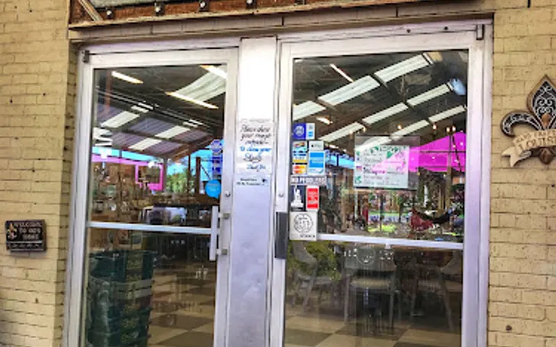 Perino's Home & Garden Center — Garden center