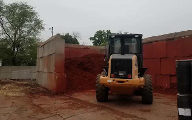 E-Z Tree Recycling — Mulch supplier