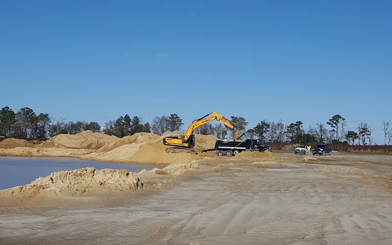Hideaway Mine — Dirt supplier