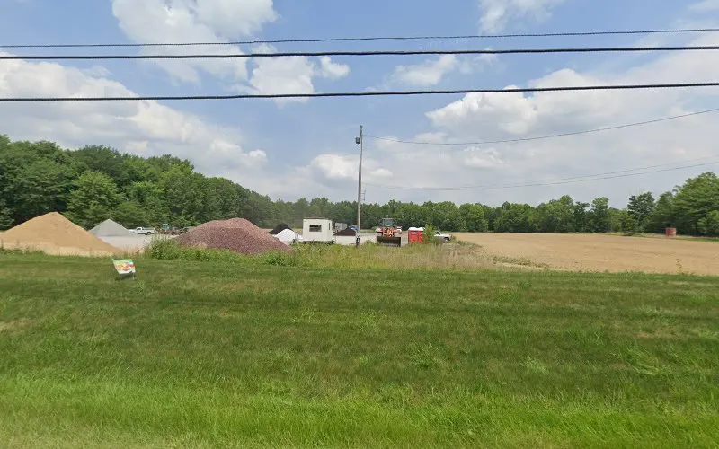 CBS Topsoil — Mulch supplier