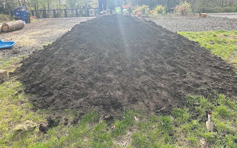 Walrath Landscape Supply — Topsoil supplier