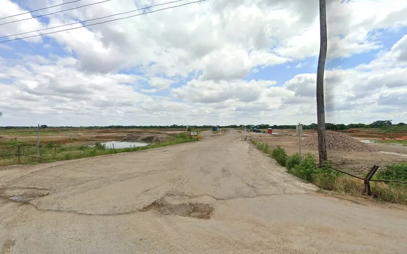 North Texas Natural Select Materials Mustang Pit — Dirt supplier