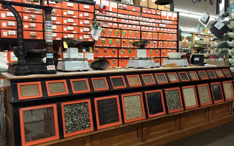 Kelly Seed & Hardware Co — Seed supplier