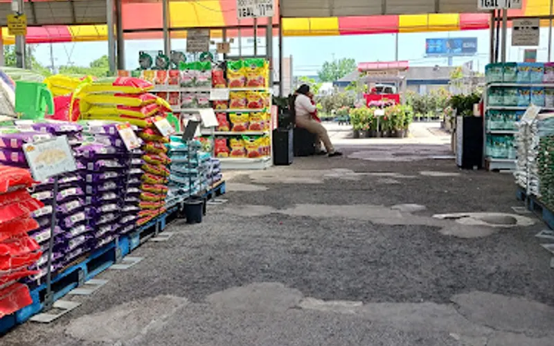 Houston Garden Center — Garden center