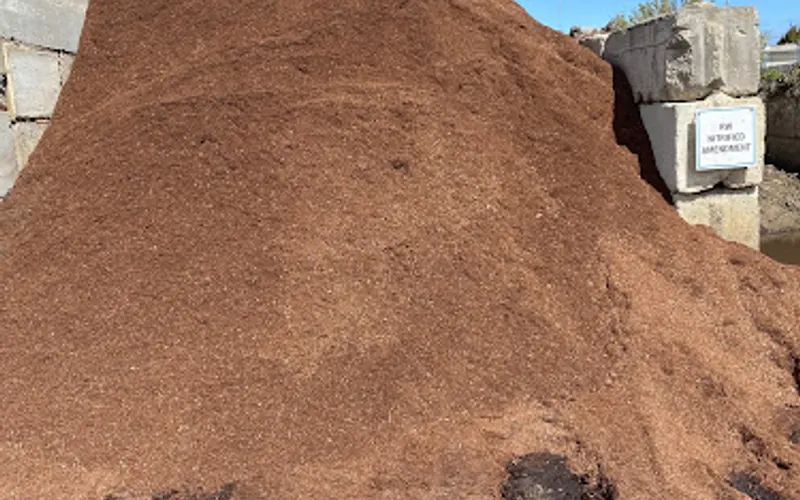 Soil & Mulch Suppliers LLC — Landscaping supply store