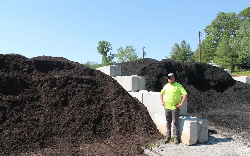 Elkhorn Mulch & Mill — Mulch supplier
