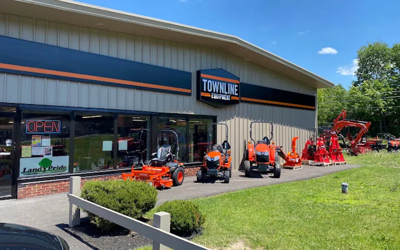 Townline Equipment — Tractor dealer