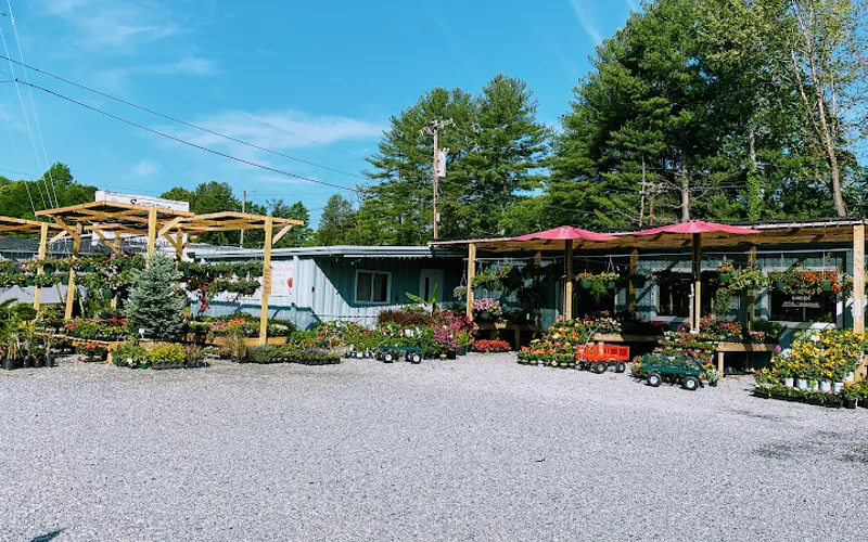 Starting Gardens — Garden center