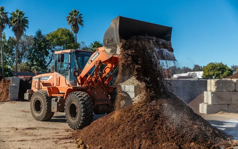 Greatsoil LLC — Topsoil supplier