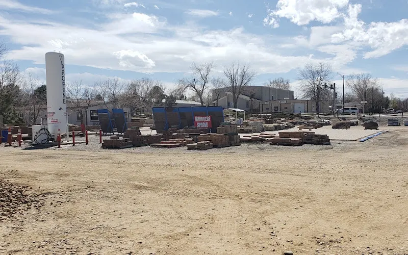 Pioneer Landscape Centers — Topsoil supplier