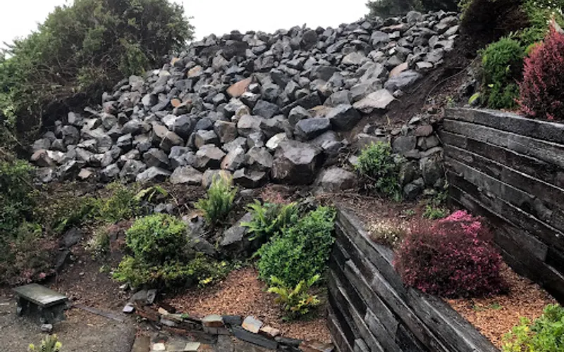 Da-Tone Rock Products — Landscaping supply store